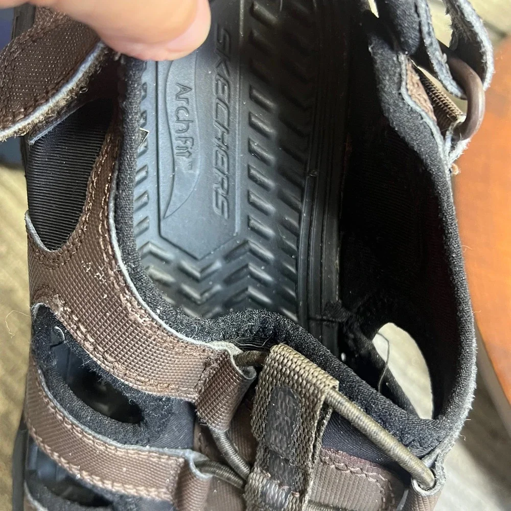Skechers arch fit